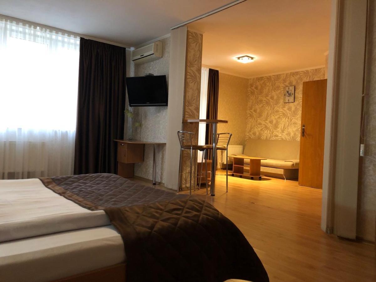 Comfort Hotel Kiev Eksteriør billede