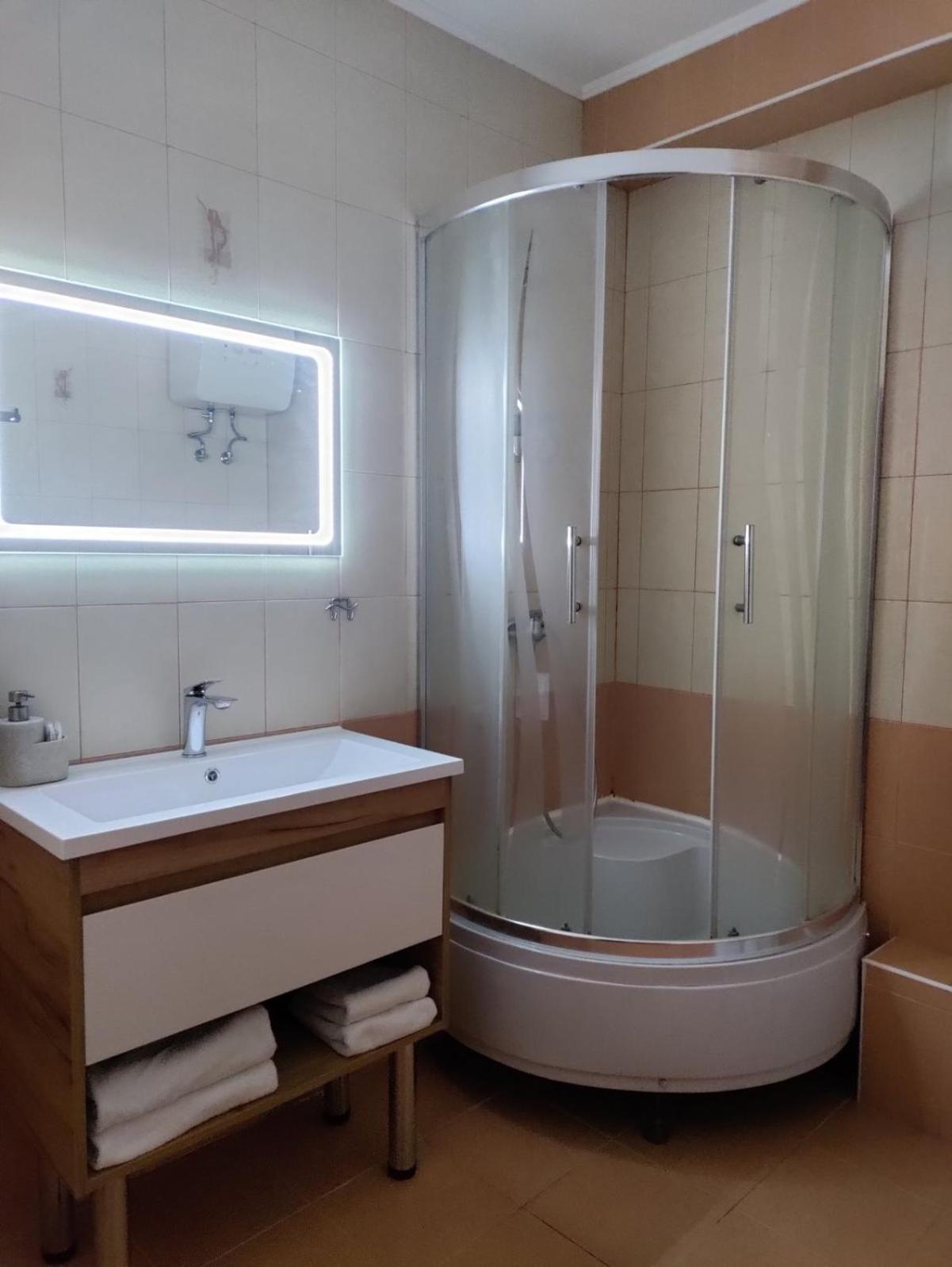 Comfort Hotel Kiev Eksteriør billede